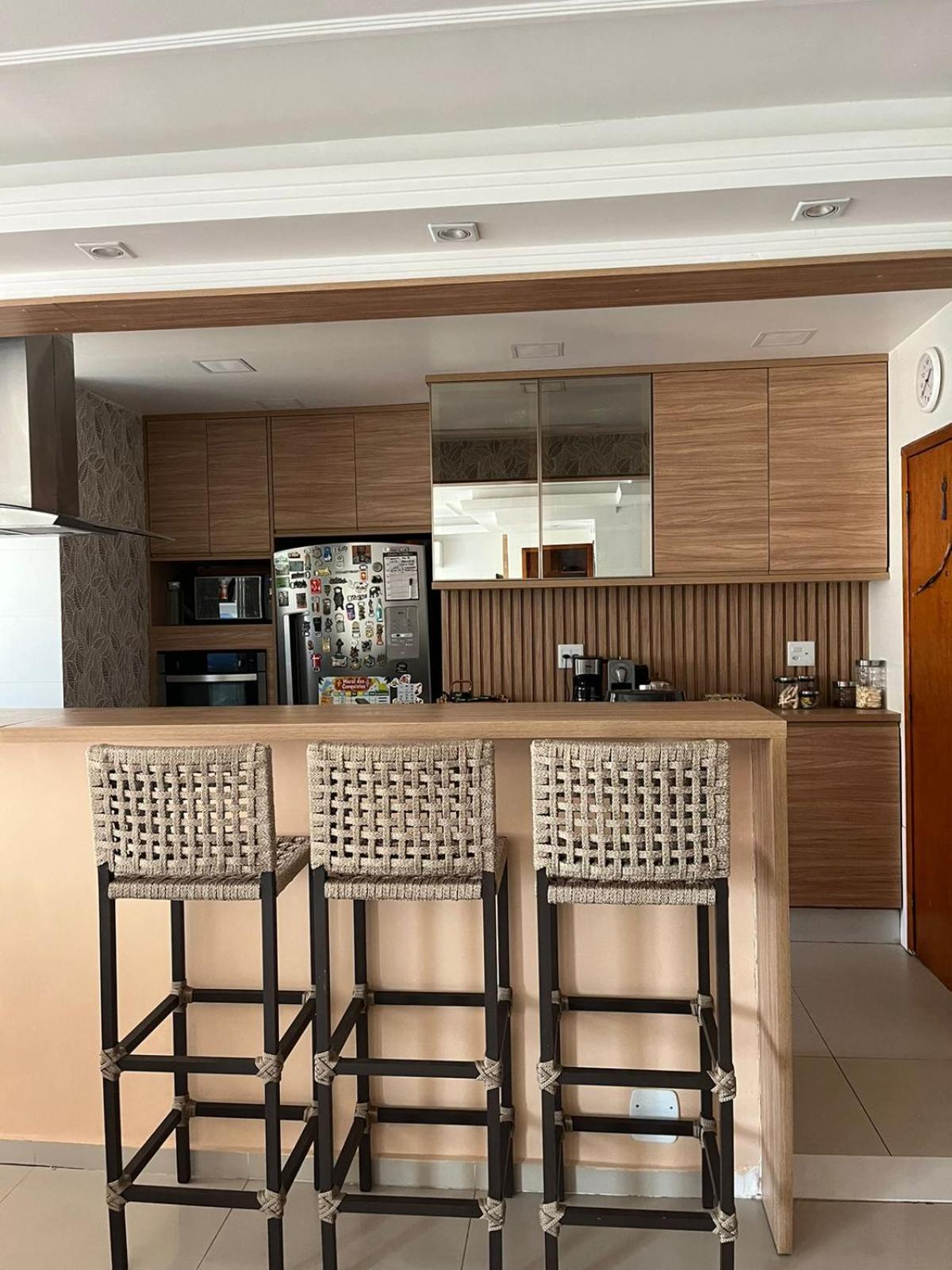 Cobertura Incrivel, Silenciosa E Familiar Com Sala Ampla, Cozinha Americana, 3 Quartos, Area Gourmet, Terraco Aberto Com Churrasqueira E Jacuzzi Na Da Barra Da Tijuca - - Apto Inteiro So Pra Voce